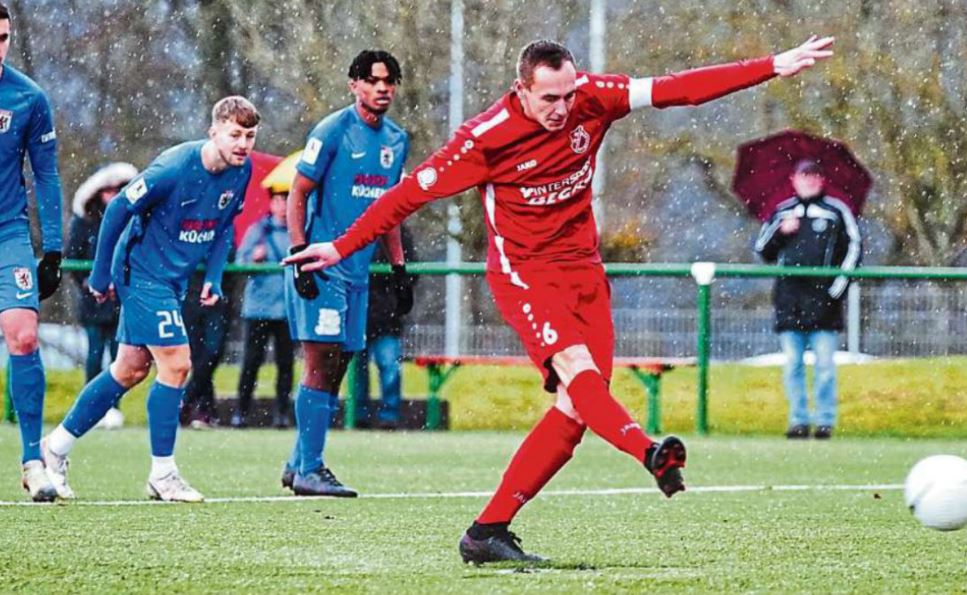 FC Gießen II - FV 09 2:5 (0:3) ... Mamro mit Dreierpack - FV 09 Breidenbach