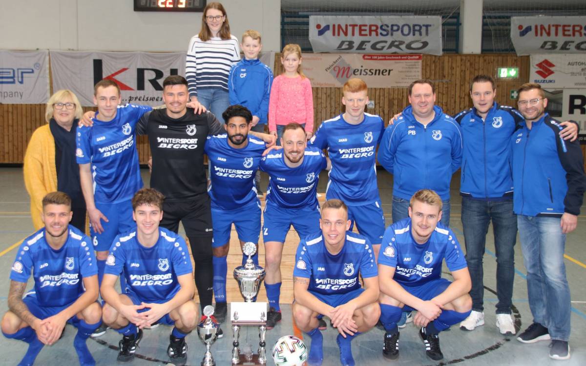 Schmitt-Team holt den Titel nach Hause! - FV 09 Breidenbach