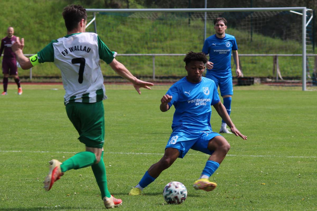 FV 09 II - FV Wallau 1:3 (0:1) ... Wallau verdient sich den Sieg - FV 09 Breidenbach