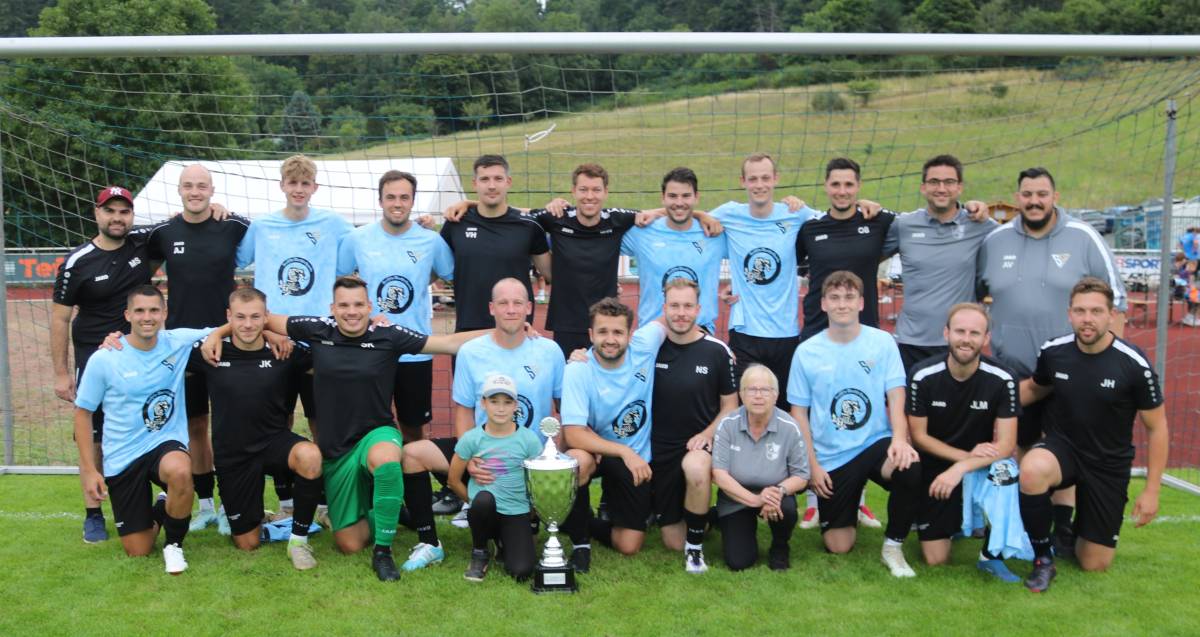 SG Oberes Edertal holt sich den Turniersieg beim 10. HR-Cup - FV 09 Breidenbach